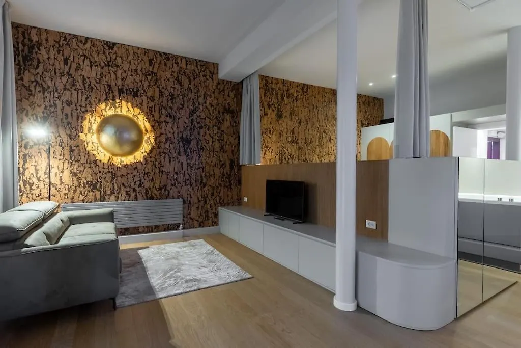 Materia Loft Design In Palazzo Nobiliare Al Duomo Apartment Padova 0*,