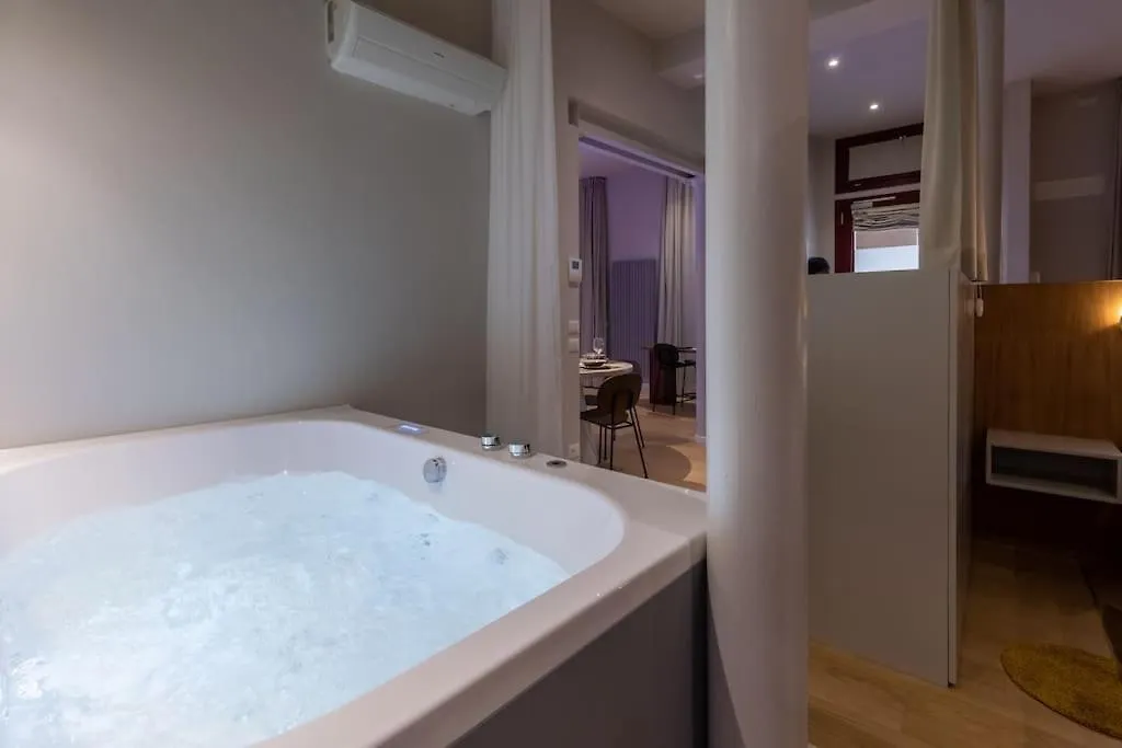Materia Loft Design In Palazzo Nobiliare Al Duomo Apartment Padova