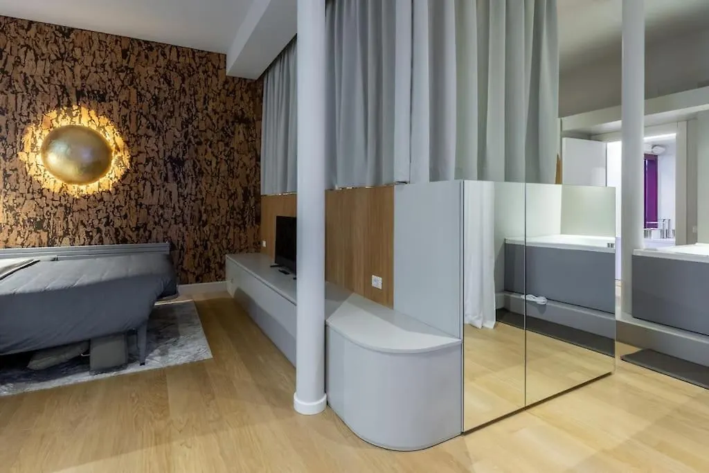 Materia Loft Design In Palazzo Nobiliare Al Duomo Apartment Padova